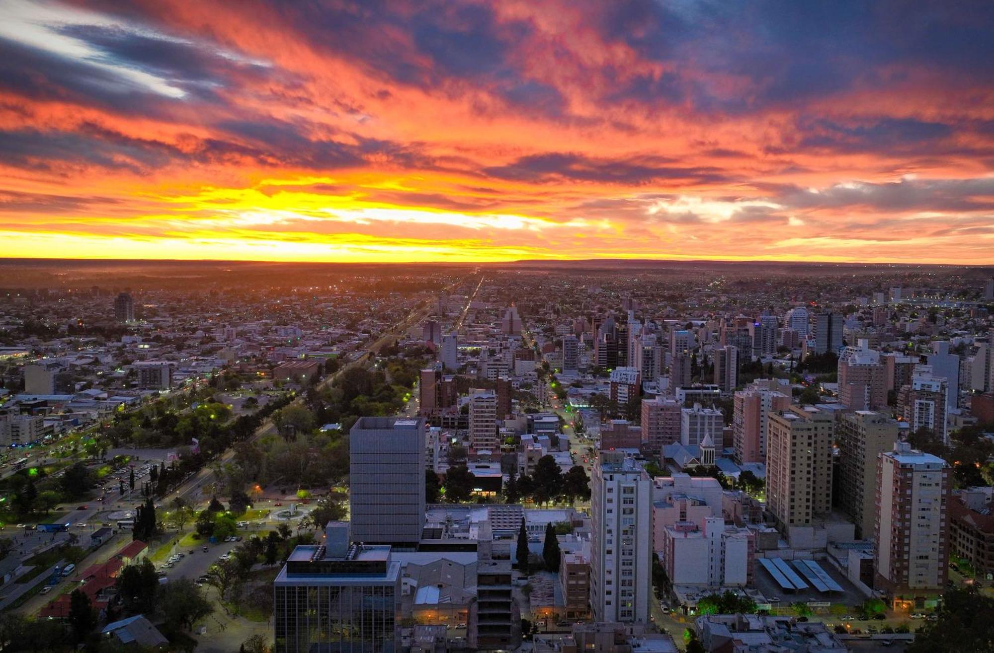 Cyan Soho Neuquen Hotel Exteriör bild